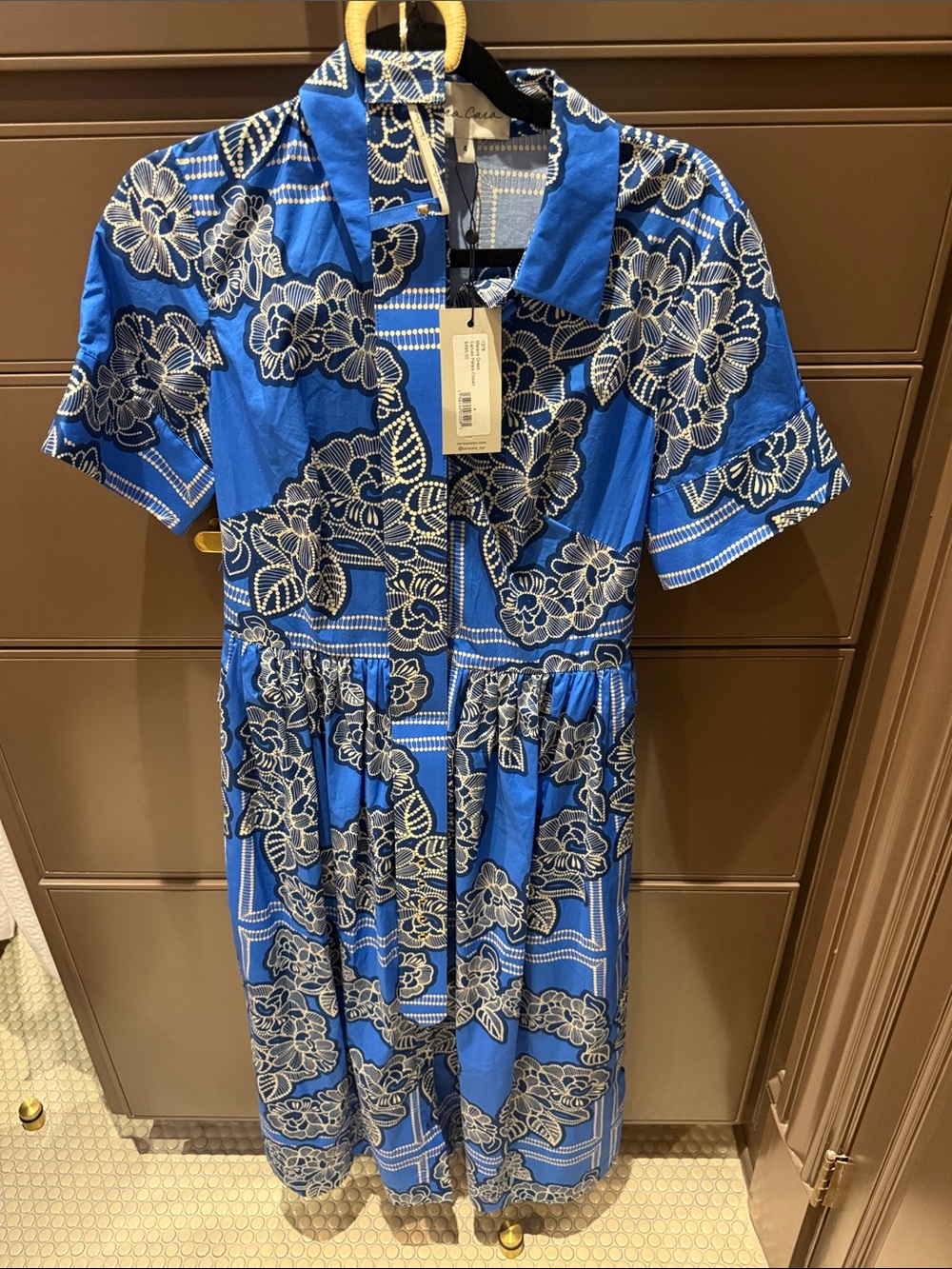 Cara Cara size 4 NWT Blue Floral Shirt mudi Dress